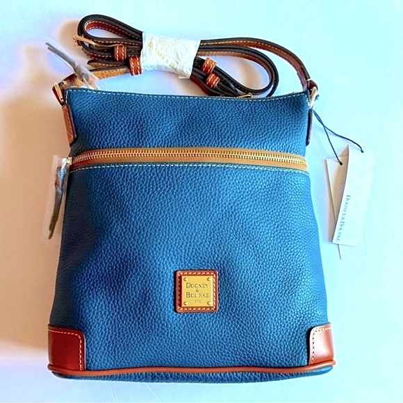 Dooney and Bourke Pebble Leather Crossbody with Dust Bag NWT - Picture 4 of 7